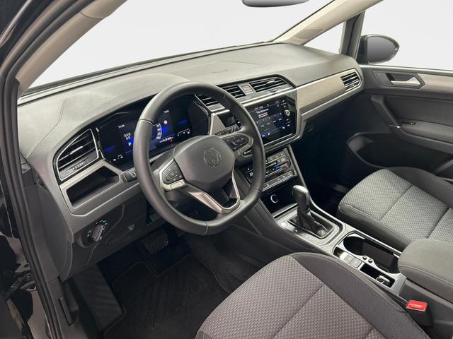 Volkswagen Touran Comfortline Edition 1.5 TSI EVO ACT 150PS/110kW DSG7 2026 | *7-SITZER* +AHK +CarPlay +RFK +17"ALU +SHZ. +Get&ouml;nte Scheiben 