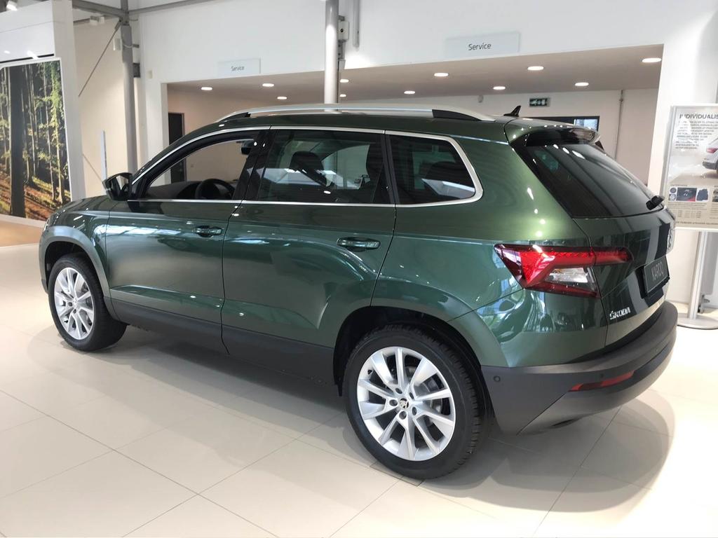 Подсветка ног skoda karoq