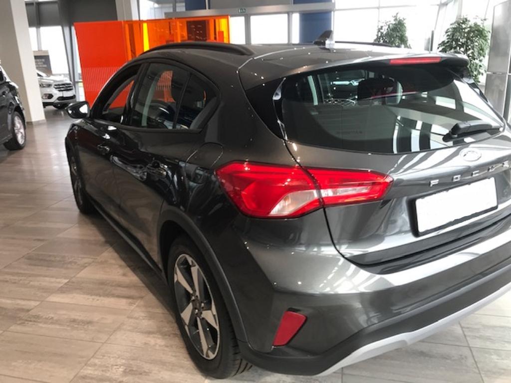 Ford focus titanium 2020