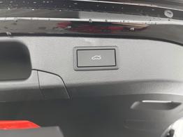 Volkswagen Passat Variant R-Line 2.0 TSI 4Motion 265PS/195kW DSG7 2026 | *+19" ALU +AHK +PANO +Black Style +360-Kamera +NAVI +Matrix* 