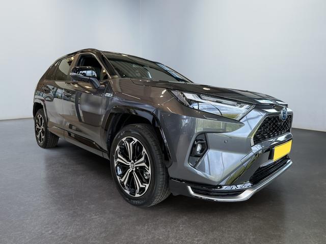 RAV4 - Active 2.5 Plug-in Hybrid 306PS/225kW CVT AWD 2025 + Komfort