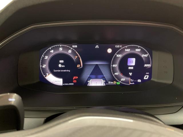 Cupra Formentor VZ 2.0 TSI 333PS/245kW 4x4 DSG7 2025 *+19" ALU +Matrix +AHK +PANO +INTELLIGENT DRIVE* 