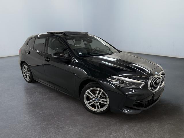 BMW 1er - 118 i M Sport 136PS/100kW Steptronic 2024 | *+17" ALU +Pano +Park Assist +Getonte HS*