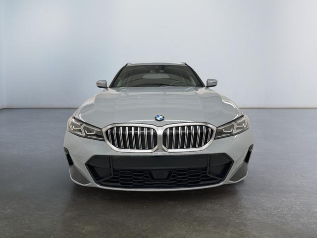 BMW 3er Touring 330 i xDrive M Sport 245PS/180kW 2025 | *+ACC +19" LM +AHK +Pano +Leder/Sensatec +RFK/PDC +HiFi* 