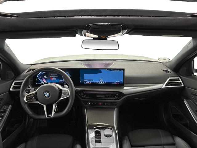 BMW 3er Touring 330 i xDrive M Sport 245PS/180kW 2025 | *+ACC +19" AF +AHK +Pano +Leder/Sensatec +RFK/PDC +HiFi* 