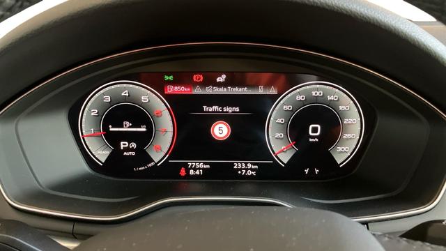 Audi A4 Avant S Line Plus 40 2.0 TFSI 204PS/150kW S-tronic 2024 | *+18" ALU +NAVI +LED +El. Heckklappe +Sportlederlenkrad +Audi Drive Select* 