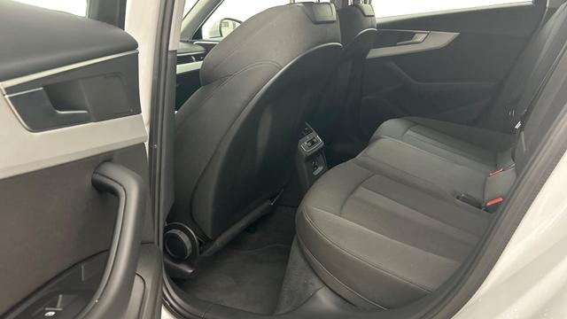 Audi A4 Avant S Line Plus 40 2.0 TFSI 204PS/150kW S-tronic 2024 | *+18" ALU +NAVI +LED +El. Heckklappe +Sportlederlenkrad +Audi Drive Select* 