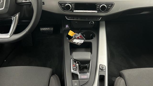Audi A4 Avant S Line Plus 40 2.0 TFSI 204PS/150kW S-tronic 2024 | *+18" ALU +NAVI +LED +El. Heckklappe +Sportlederlenkrad +Audi Drive Select* 