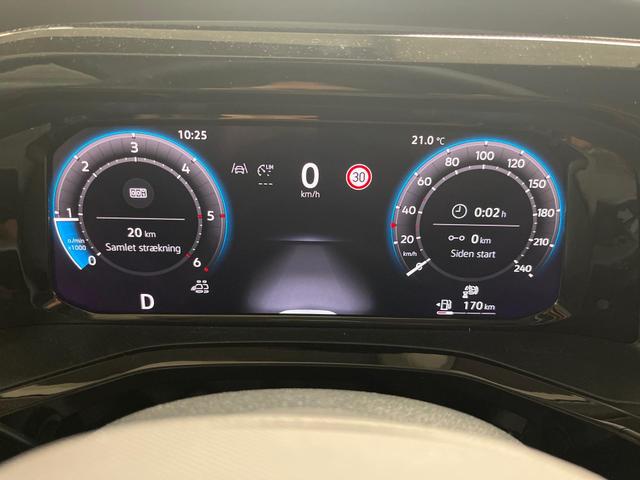 Volkswagen T7 California Ocean 2.0 TDI 150PS/110kW DSG7 2025 *Faceliftet* | *+18" Alu +AHK +Travel Assist +Markise +IQ.Light Matrix +Park Assist* 
