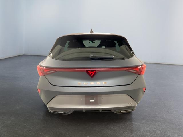 Cupra Leon Hatchback 1.5 eTSI 150PS/110kW DSG7 2025 | *+19" ALU +Navi +AHK +RFK +DCC +KESSY* 