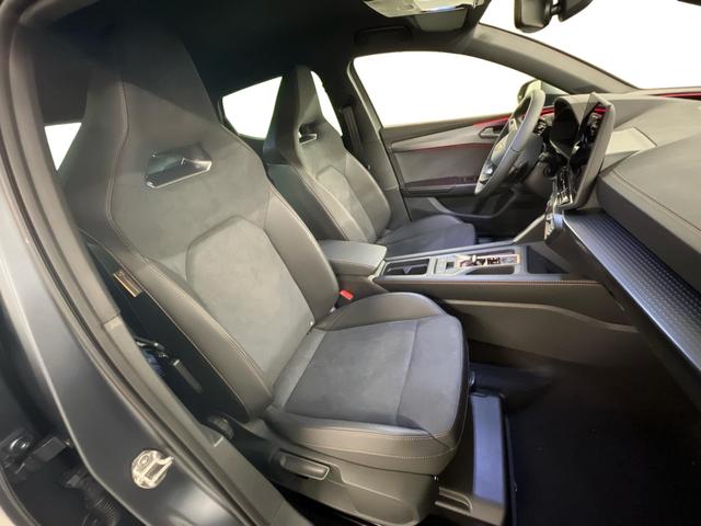 Cupra Leon Hatchback 1.5 eTSI 150PS/110kW DSG7 2025 | *+19" ALU +Navi +AHK +RFK +DCC +KESSY* 