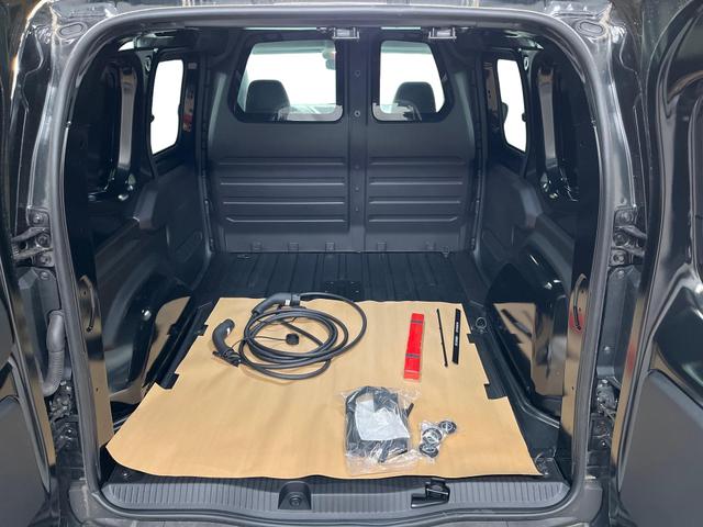Nissan Townstar Van L1 Tekna Electric 45kWh 122PS/90kW Aut. 2024 | *+AHK +Wärmepumpe +Glas-Paket +ProPilot Paket* 