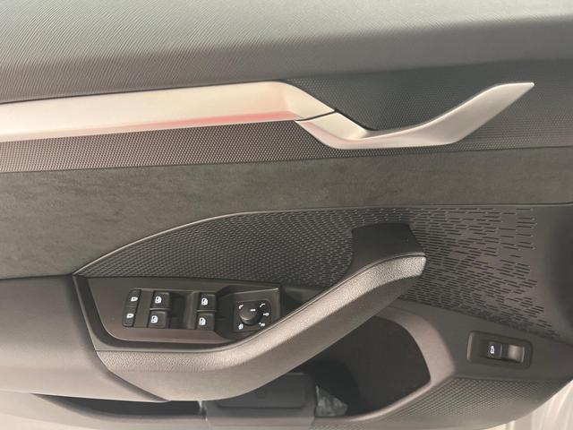Skoda Octavia Combi Selection 1.5 eTSI mHEV 150PS/110kW DSG7 2025 *+Navi +Leder/Lounge +Matrix +RKF +KESSY +El. Heckklappe* 