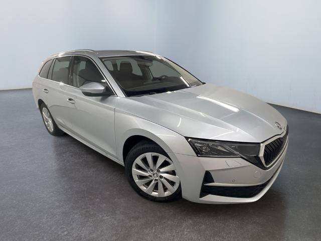 Skoda Octavia Combi - Selection 1.5 eTSI mHEV 150PS/110kW DSG7 2025 *+Navi +Leder/Lounge +Matrix +RKF +KESSY +El. Heckklappe*
