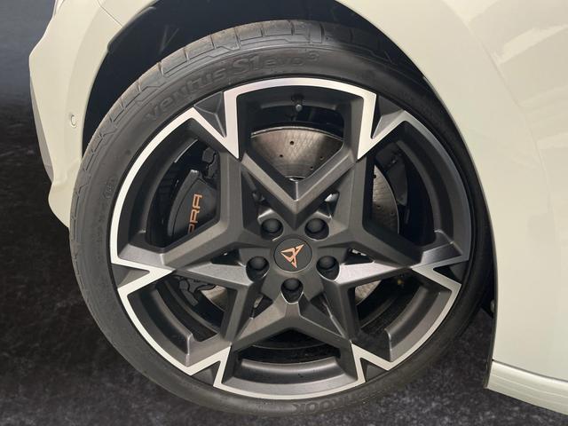 Cupra Leon Sportstourer VZ 2.0 TSI 333PS/245kW 4x4 DSG7 2025 *AHK + INTELLIGENT DRIVE* 