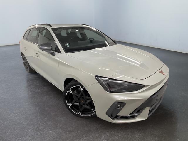 Cupra Leon Sportstourer - VZ 2.0 TSI 333PS/245kW 4x4 DSG7 2025 *AHK + INTELLIGENT DRIVE*