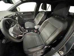 Volkswagen T-Roc Black Edition/Silver Edition 1.5 TSI 150PS/110kW DSG 2025 +Black Paket+19"ALU+MATRIX+PANO 