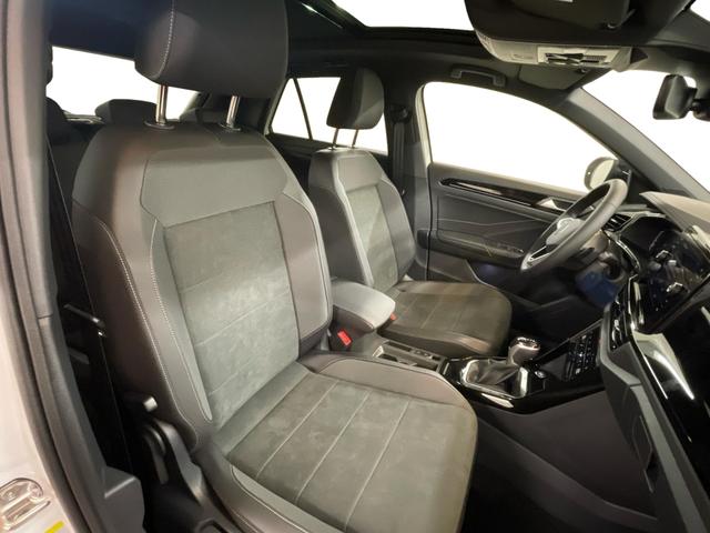 Volkswagen T-Roc Black Edition/Silver Edition 1.5 TSI 150PS/110kW DSG 2025 +19" AF +Black Style Paket +Matrix +Pano 