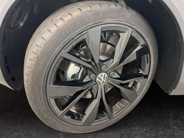 Volkswagen T-Roc Black Edition/Silver Edition 1.5 TSI 150PS/110kW DSG 2025 +19" AF +Black Style Paket +Matrix +Pano 