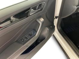 Volkswagen T-Roc Black Edition/Silver Edition 1.5 TSI 150PS/110kW DSG 2025 +Black Style Paket+19"ALU+MATRIX+PANO 