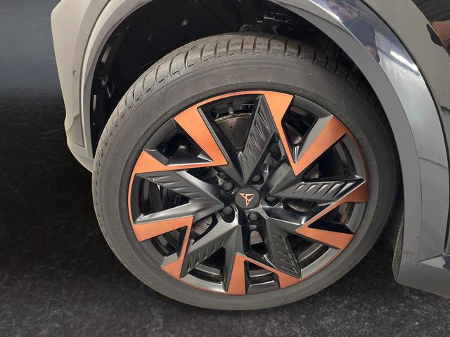 Cupra Formentor VZ 2.0 TSI 333PS/245kW 4x4 DSG7 2025 *+19" ALU +Matrix +AHK +INTELLIGENT DRIVE* 