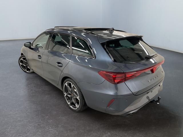 Cupra Leon Sportstourer VZ 2.0 TSI 333PS/245kW 4x4 DSG7 2025 +PANO+INT. DRIVE+MATRIX+360+AHK+Erweiterte Garantie. 