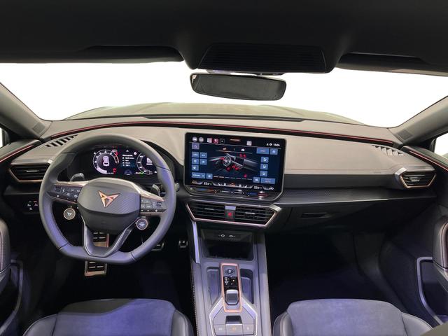 Cupra Leon Sportstourer VZ 2.0 TSI 333PS/245kW 4x4 DSG7 2026 +INT. DRIVE+MATRIX+360+AHK+Erweiterte Garantie. 