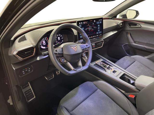 Cupra Leon Sportstourer VZ 2.0 TSI 333PS/245kW 4x4 DSG7 2026 +INT. DRIVE+MATRIX+360+AHK+Erweiterte Garantie. 