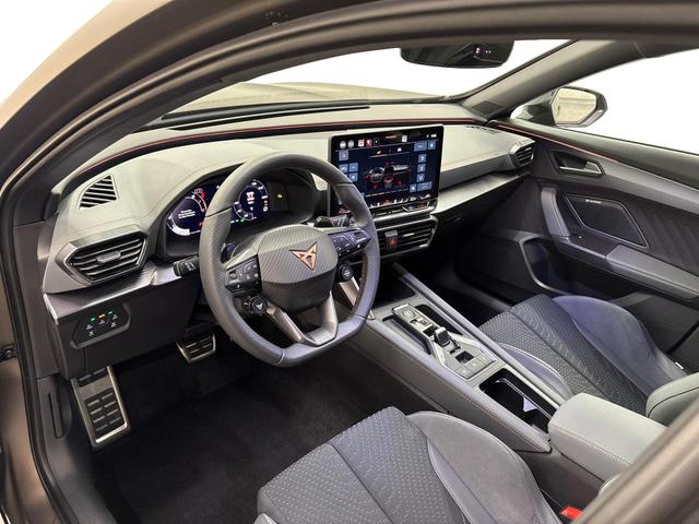 Formentor VZ EXTREME 2.0 TSI 333PS/245kW 4x4 DSG7 2026 +19"ALU+PANO+NAVI+Akebono 