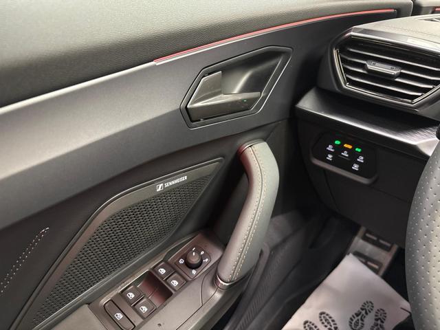 Formentor VZ EXTREME 2.0 TSI 333PS/245kW 4x4 DSG7 2026 +19"ALU+PANO+NAVI+Akebono 