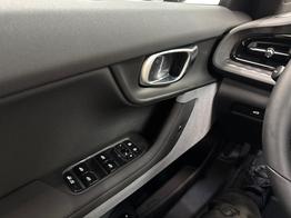 Polestar 2 Standard Range Single Motor 272HP 70kWh RWD 2025 