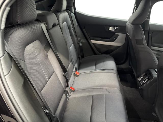 Polestar 2 Standard Range Single Motor 272HP 70kWh RWD 2025 