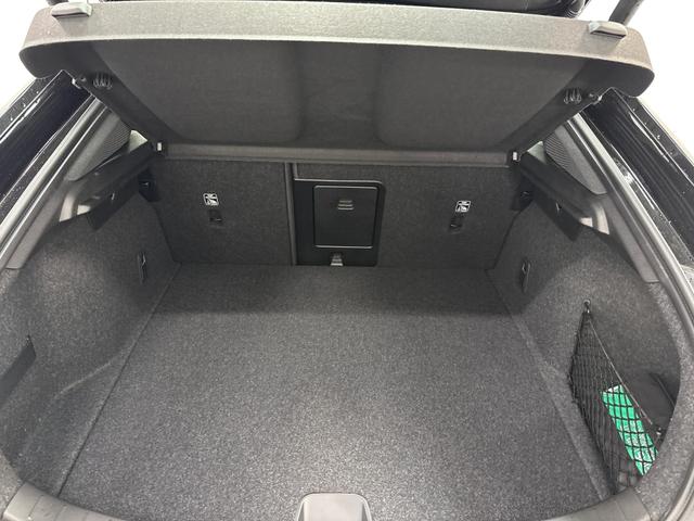 Polestar 2 Standard Range Single Motor 272HP 70kWh RWD 2025 