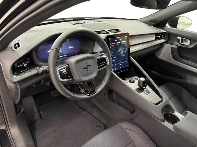 Polestar 2 Standard Range Single Motor 272HP 70kWh RWD 2025 