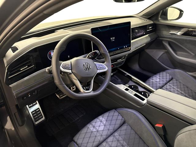Volkswagen Passat Variant R-Line 2.0 TSI 4Motion 265PS/195kW DSG7 2026 | *19" +AHK +PANO +Black Style +360g +NAVI +Matrix* 