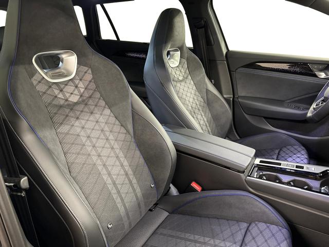 Volkswagen Passat Variant R-Line 2.0 TSI 4Motion 265PS/195kW DSG7 2026 | *19" +AHK +PANO +Black Style +360g +NAVI +Matrix* 