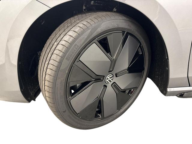 Beispielbilder, ggf. teilweise mit Sonderausstattung