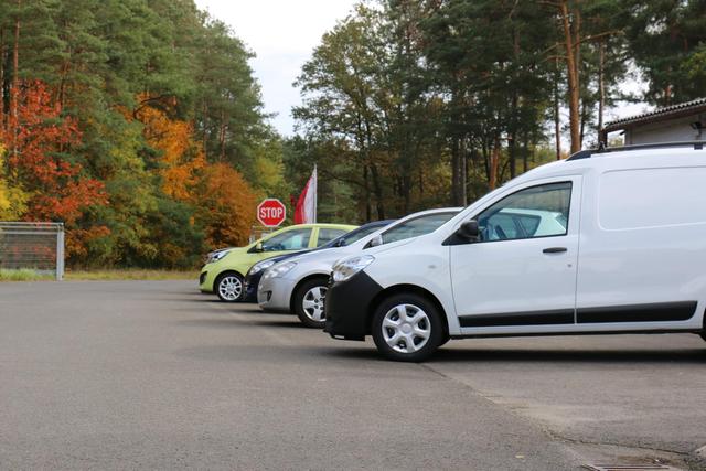 Die Fohl & Partner GmbH bietet Ihnen günstige EU-Neuwagen als Reimport Autos.