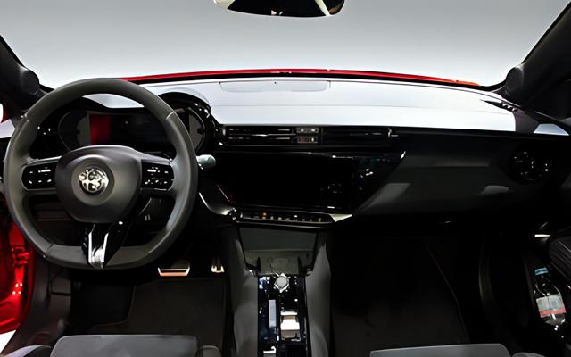 Alfa Romeo Junior Ibrida 1.2 MHEV VGT e-DCT6, Beispielbilder, ggf. teilweise mit Sonderausstattung