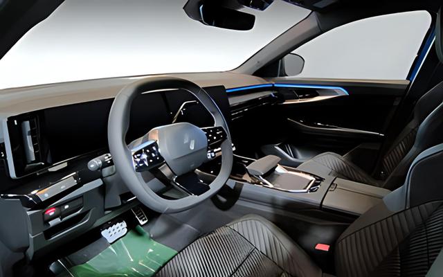 Renault Austral Mild Hybrid 160 Techno Automatik, Beispielbilder, ggf. teilweise mit Sonderausstattung