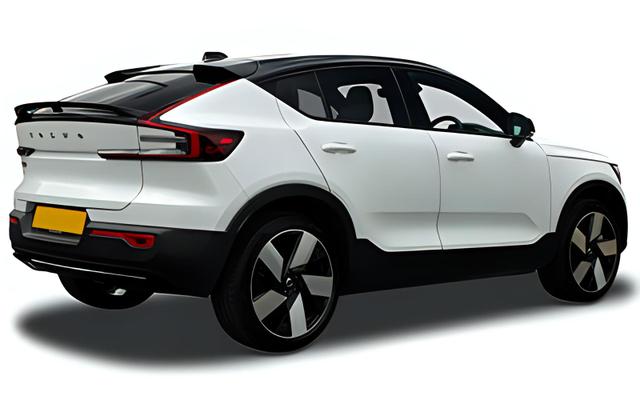 Volvo EC40 Single Motor Core, Die hier gezeigten Fotoaufnahmen zeigen Fahrzeuge der bezeichneten Modellreihe. Manche entstanden auch (noch) vor einer Modellneuerung des Herstellers. Alle von uns angebotenen Autos werden erst nach unserer Bestellung produziert.