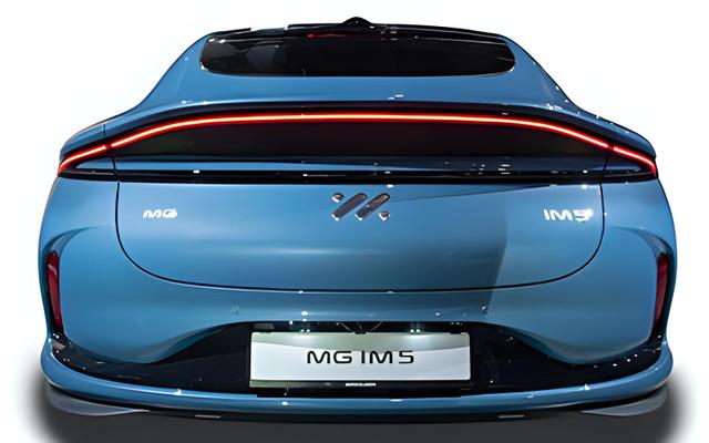 MG IM5 100 kWh Premium AWD, Beispielbilder, ggf. teilweise mit Sonderausstattung