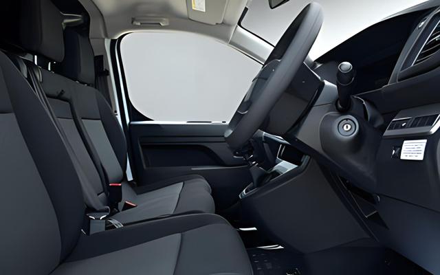 Toyota Proace Kastenwagen 1,5-l-D-4D 88kW L1 Duty, Beispielbilder, ggf. teilweise mit Sonderausstattung