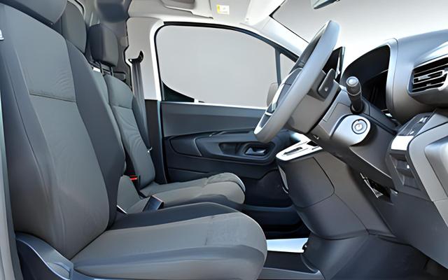 Toyota Proace City 1,5-l-D-4D 96kW L1 Comfort, Beispielbilder, ggf. teilweise mit Sonderausstattung