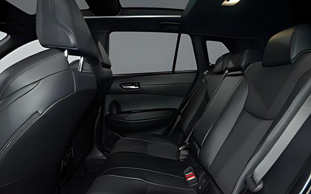 Toyota Corolla Cross 1.8-l-VVT-i Hybrid Teamplayer, Beispielbilder, ggf. teilweise mit Sonderausstattung