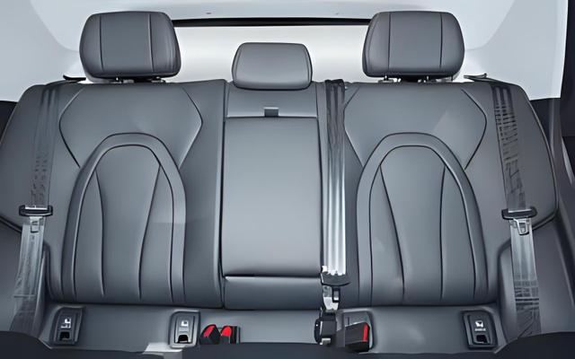 Omoda 5 1.5 TGDI HEV DHT Exclusive, Beispielbilder, ggf. teilweise mit Sonderausstattung