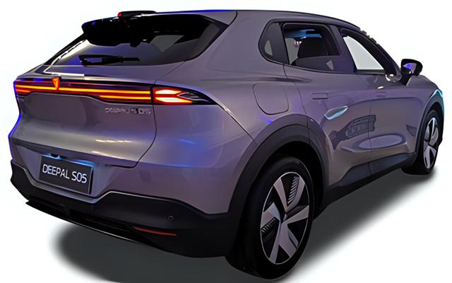 Changan Deepal S05 Sports Utility Vehicle 5-T&uuml;rer RWD Pro, Beispielbilder, ggf. teilweise mit Sonderausstattung