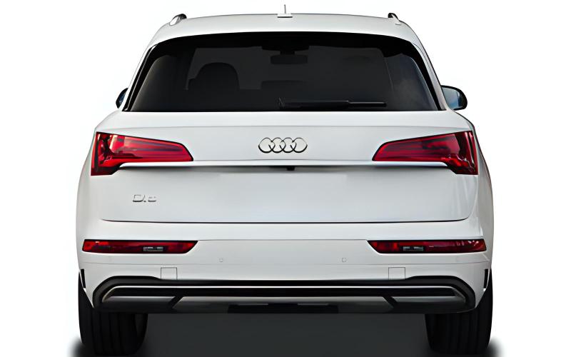 Audi Q5    45 TFSI S tronic quattro line business, Beispielbilder, ggf. teilweise mit aufpreispflichtigen Sonderausstattungen bzw. Varianten