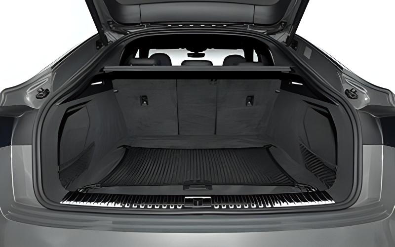 Audi Q8 Sportback e-tron    55 quattro advanced, Beispielbilder, ggf. teilweise mit aufpreispflichtigen Sonderausstattungen bzw. Varianten