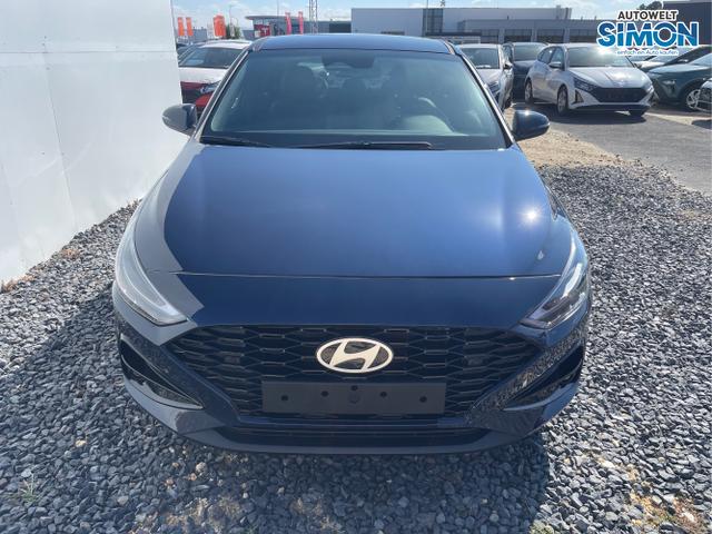 Hyundai / i30 / Weiß /  /  / 